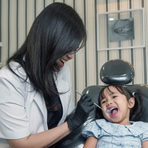 Imunisasi Gigi Anak? Emang Perlu? Kapan Waktu yang Tepat?
